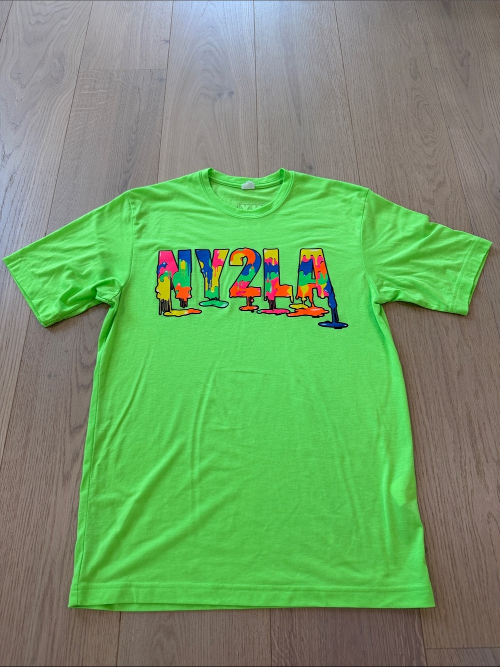 NY2LA Neon Green Graphic Tee Men’s Small